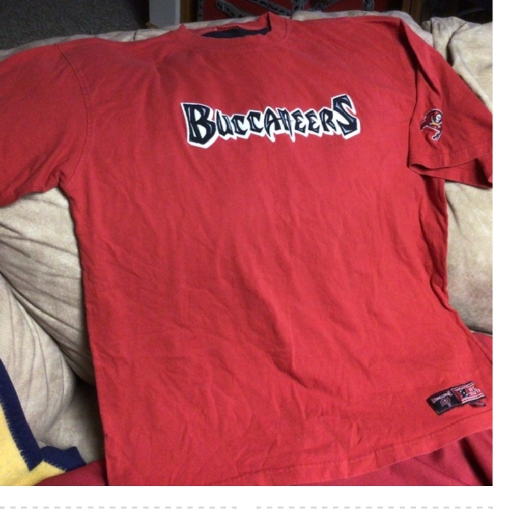 NFL TAMPA BAY Buccaneers tshirt